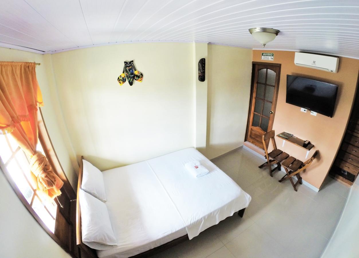 Hostal La Esperanza Летисия Екстериор снимка
